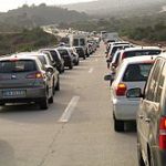 220px-Auto_stoped_highway